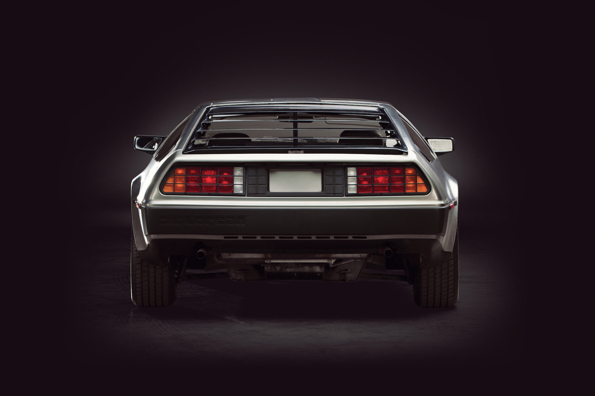 DeLorean_DMC-12_06