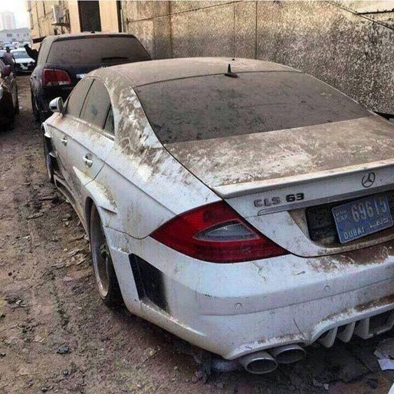 abandoned-car-1
